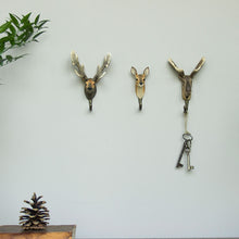 Load image into Gallery viewer, Hand Carved Roe Deer Hook