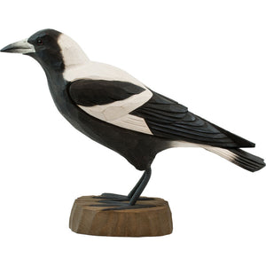 Hand Carved DecoBird Magpie