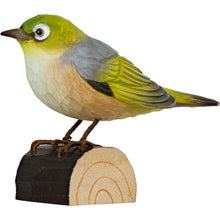 Load image into Gallery viewer, Hand Carved DecoBird Silvereye
