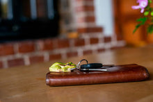 Load image into Gallery viewer, Hand Carved Frog Keyring